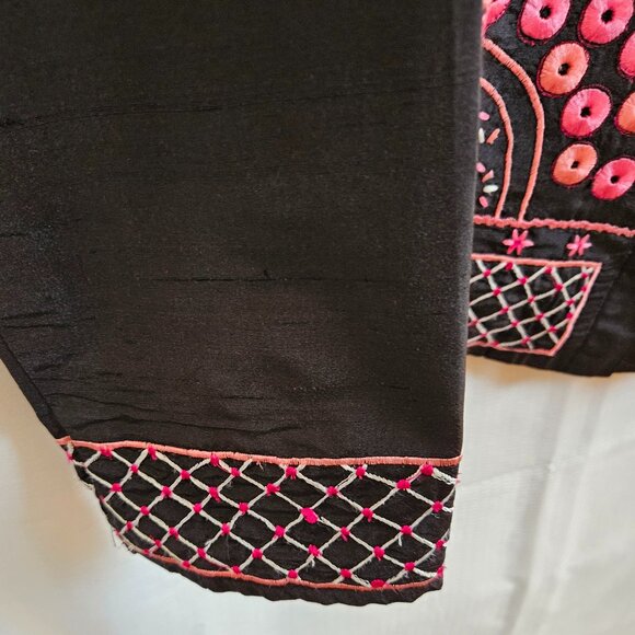 Woman's jacket - Picture 3 of 4